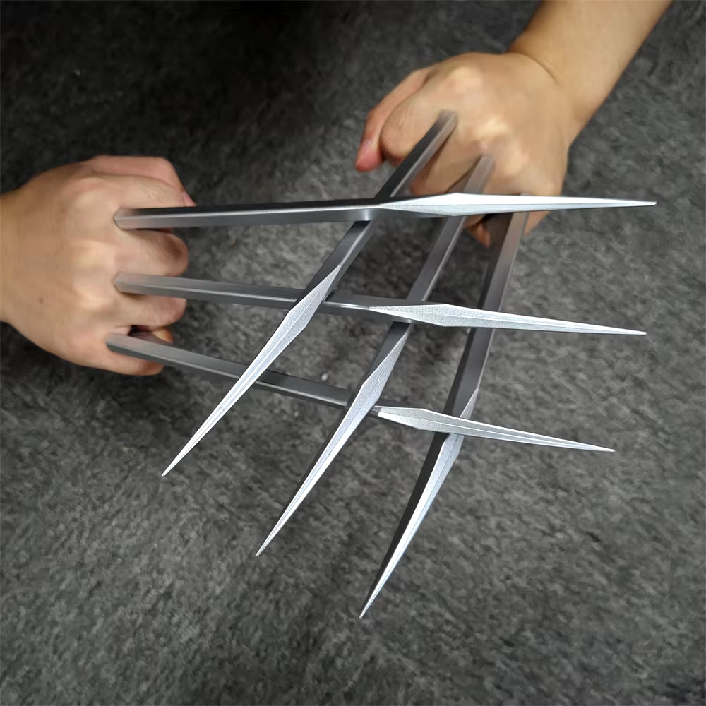 25Cm Wolverine Claws Cosplay Superhero James Howlett Breakproof Realistic Plastic Wolf Claw Halloween Role Play Party Props